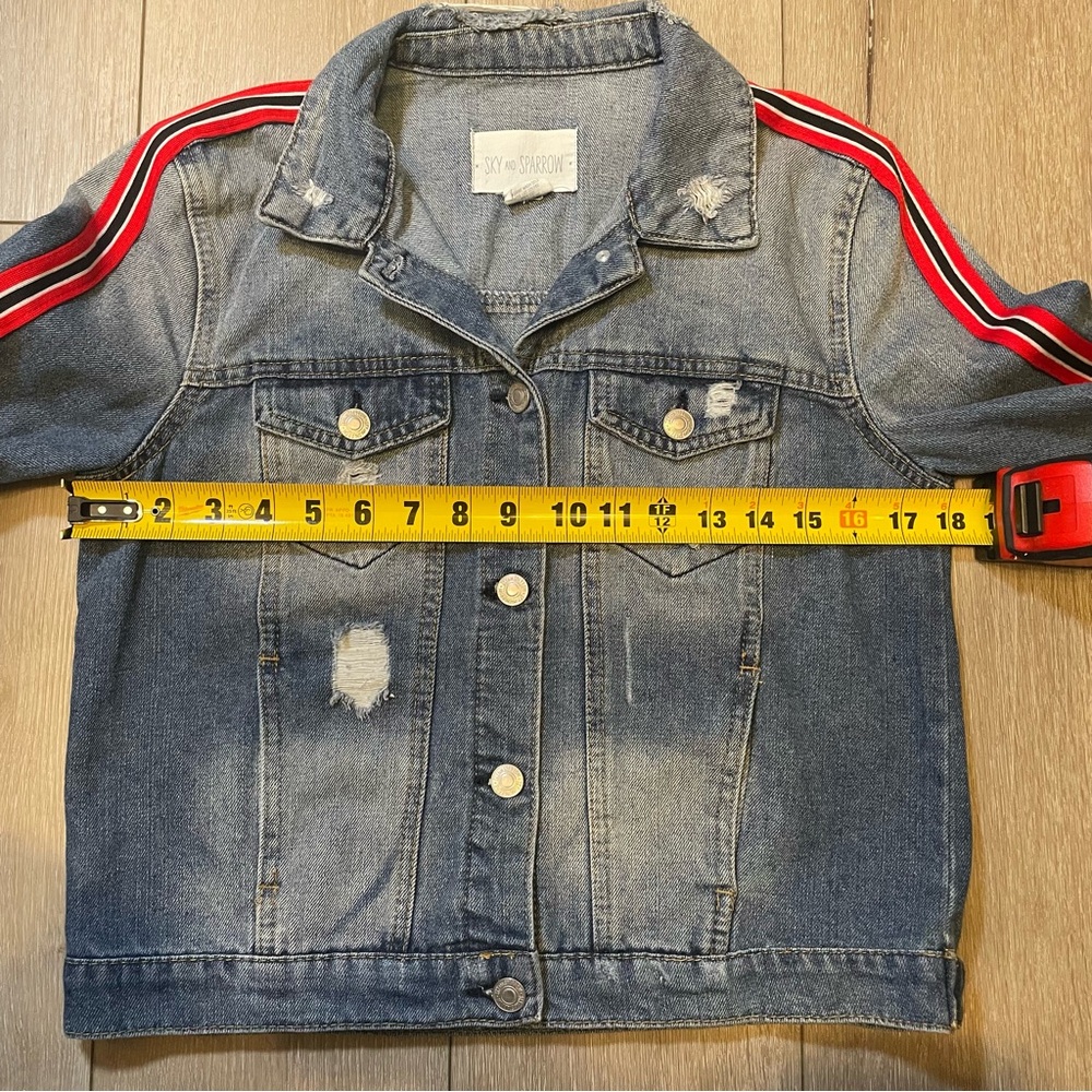 Trendy Sky & Sparrow Distressed Racer Stripe Denim Jacket M Streetwear - Picture 6 of 6